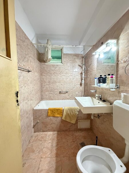 Titan, Barajul Cucuteni, Barajul Lotru,